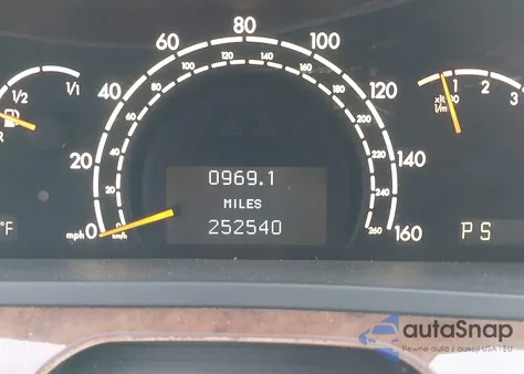 2000 Mercedes-Benz S 500 z USA, uszkodzony, nr VIN WDBNG75J4YA080712